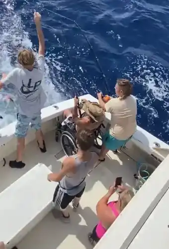 Charter guests with their catch off Pompano Beach, photo 10